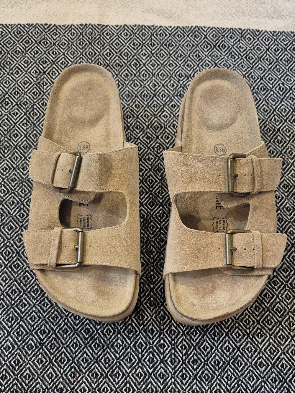 Cushionaire Platform Slide Sandals Size 8.50